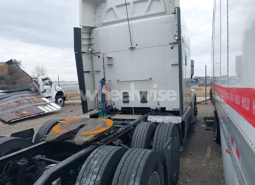 Photo 13 of 2019 Peterbilt 579 N/A (VIN 1XPBDP9XXKD600685)