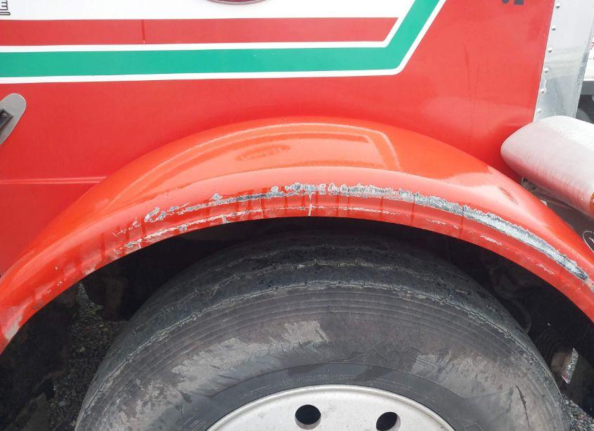 Photo 19 of 1993 Peterbilt 378 N/A (VIN 1XPFD69X9PD332005)