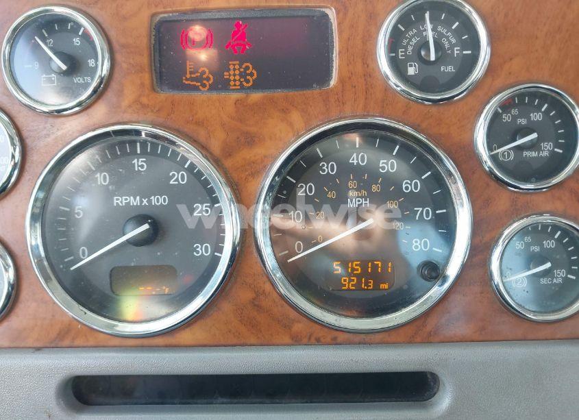 Photo 5 of 2008 Peterbilt 386 N/A (VIN 1XPHD09X08D753585)