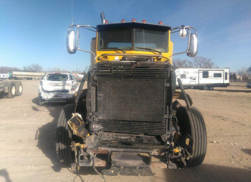 Photo 12 of 2012 Peterbilt 386 N/A (VIN 1XPHD49X0CD149745)