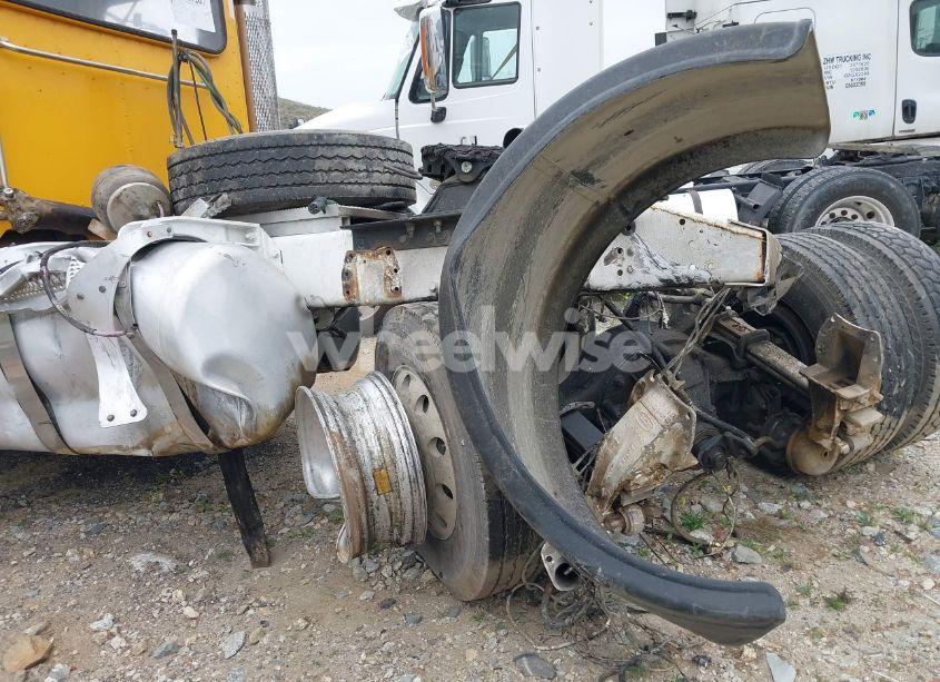 Photo 11 of 2012 Peterbilt 388 N/A (VIN 1XPWDP9X9CD122049)