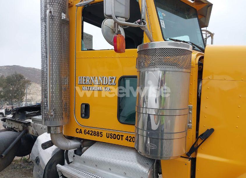 Photo 16 of 2012 Peterbilt 388 N/A (VIN 1XPWDP9X9CD122049)