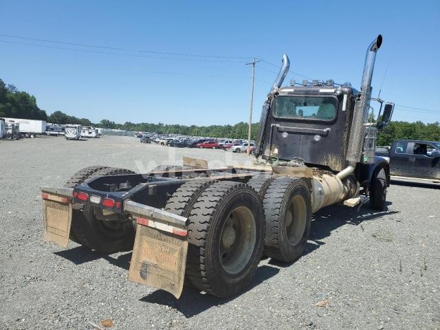 Photo 8 of 2020 PETERBILT 389 (VIN 1XPXD49X4LD711982)