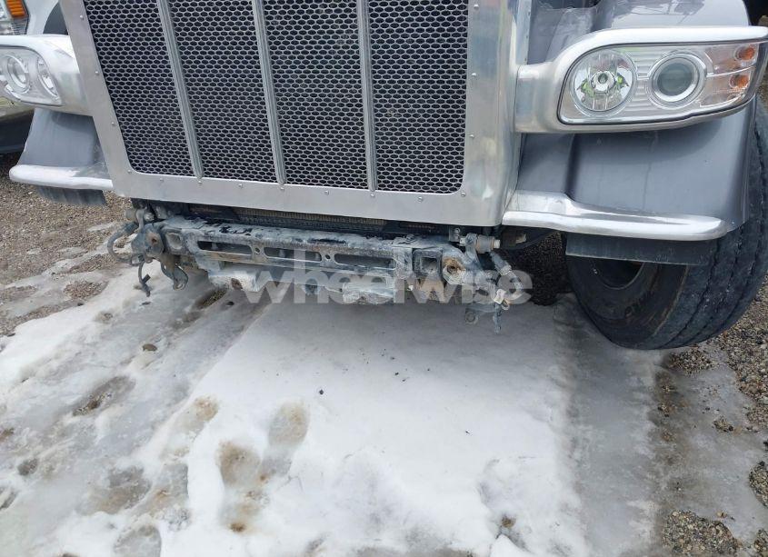 Photo 15 of 2022 Peterbilt 389 (VIN 1XPXD49X4ND809879)