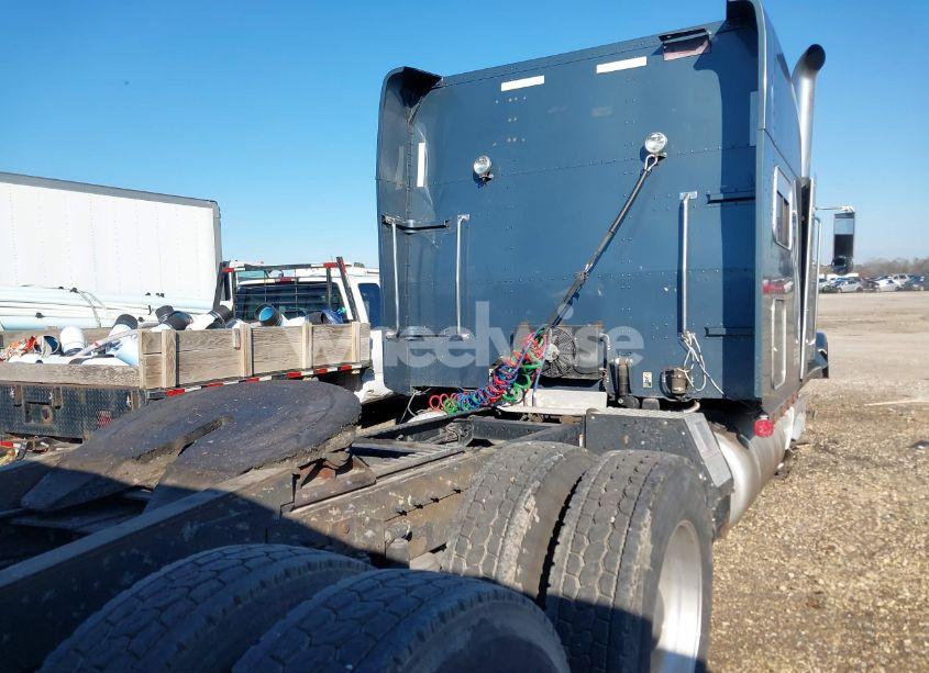 Photo 15 of 2012 Peterbilt 389 N/A (VIN 1XPXD49X7CD147292)
