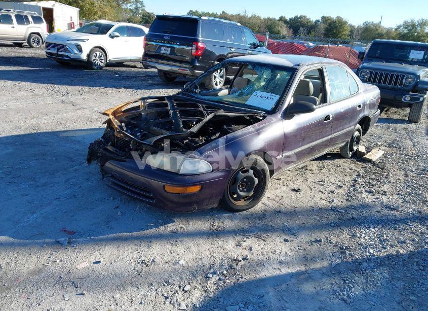 Photo 2 of 1996 Geo Prizm LSI (VIN 1Y1SK5267TZ023983)