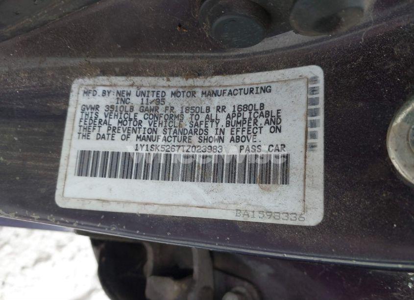 Photo 9 of 1996 Geo Prizm LSI (VIN 1Y1SK5267TZ023983)