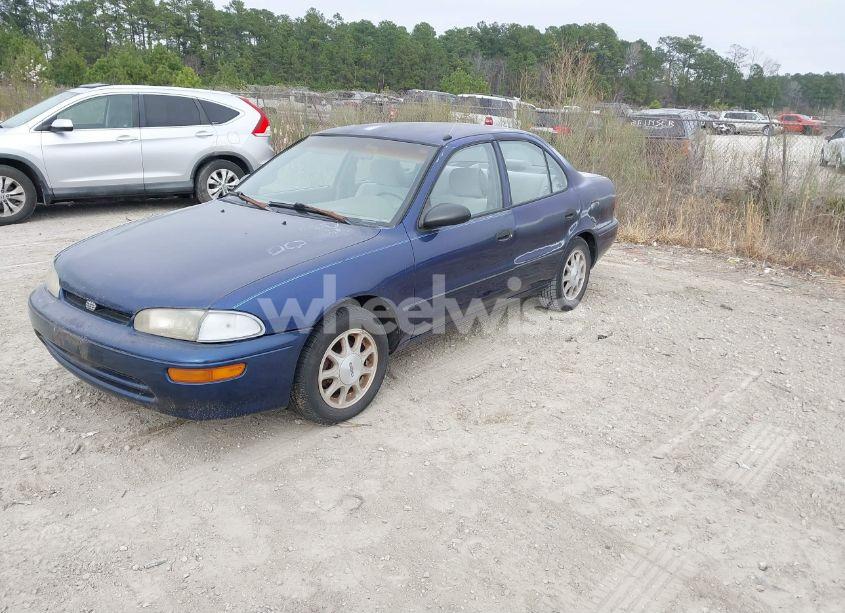 Photo 2 of 1996 Geo Prizm LSI (VIN 1Y1SK5267TZ039827)