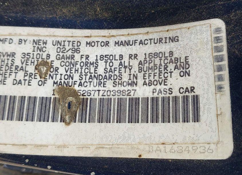 Photo 9 of 1996 Geo Prizm LSI (VIN 1Y1SK5267TZ039827)