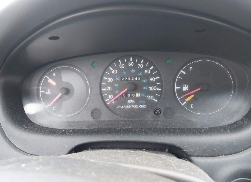 Photo 7 of 1996 Geo Prizm LSI (VIN 1Y1SK5269TZ012516)