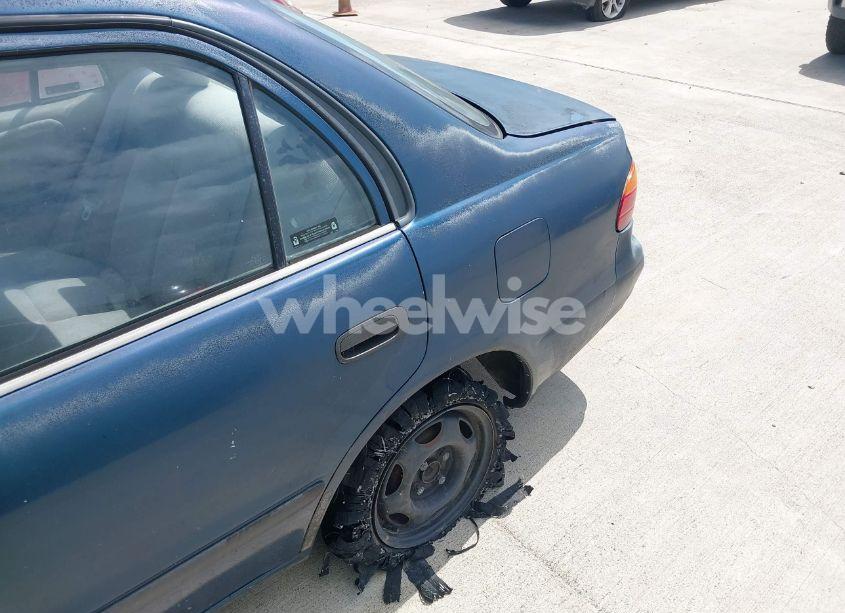 Photo 12 of 2002 Chevrolet Prizm (VIN 1Y1SK52802Z419527)