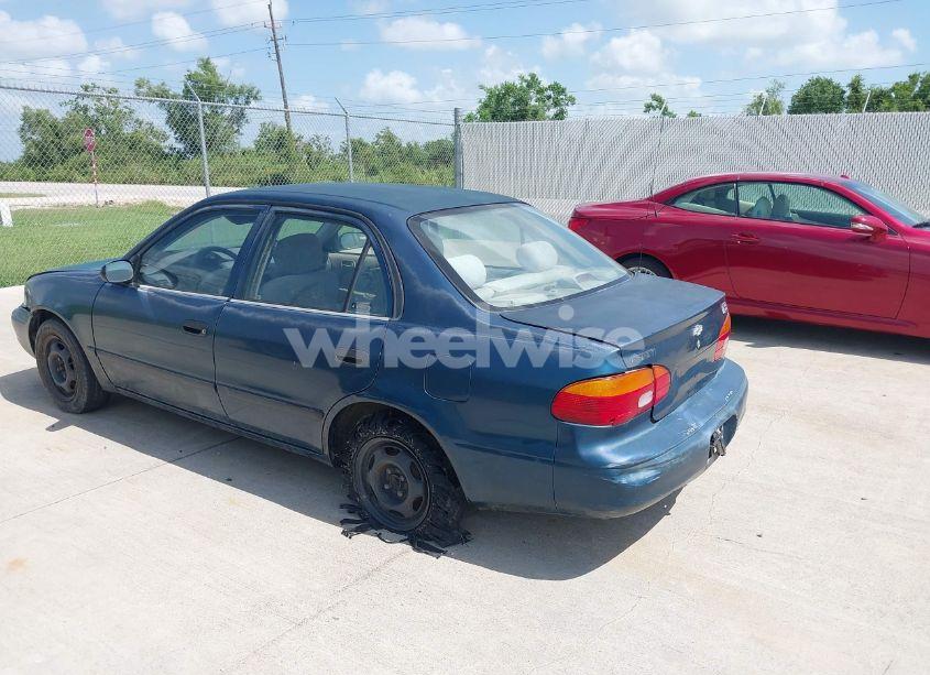 Photo 3 of 2002 Chevrolet Prizm (VIN 1Y1SK52802Z419527)