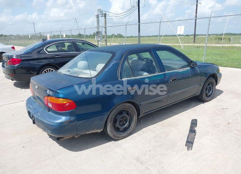 Photo 4 of 2002 Chevrolet Prizm (VIN 1Y1SK52802Z419527)