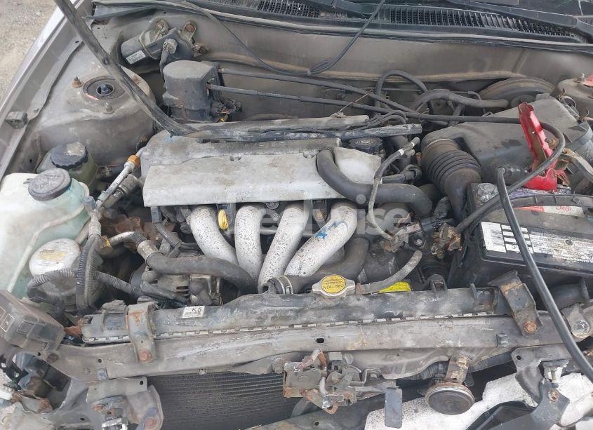 Photo 10 of 1999 Chevrolet Prizm (VIN 1Y1SK5280XZ445777)