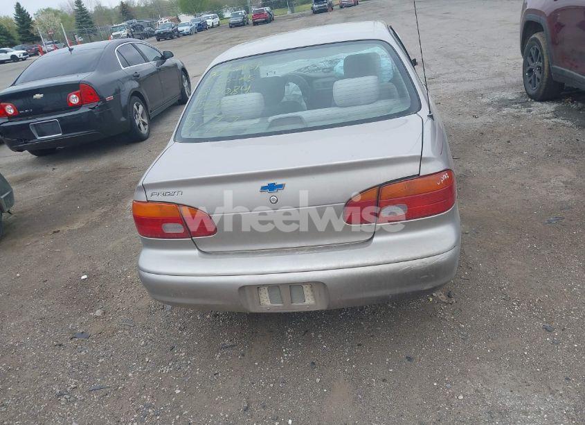 Photo 16 of 1999 Chevrolet Prizm (VIN 1Y1SK5280XZ445777)