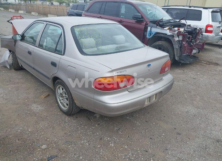 Photo 3 of 1999 Chevrolet Prizm (VIN 1Y1SK5280XZ445777)