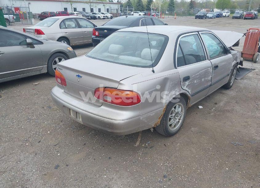 Photo 4 of 1999 Chevrolet Prizm (VIN 1Y1SK5280XZ445777)