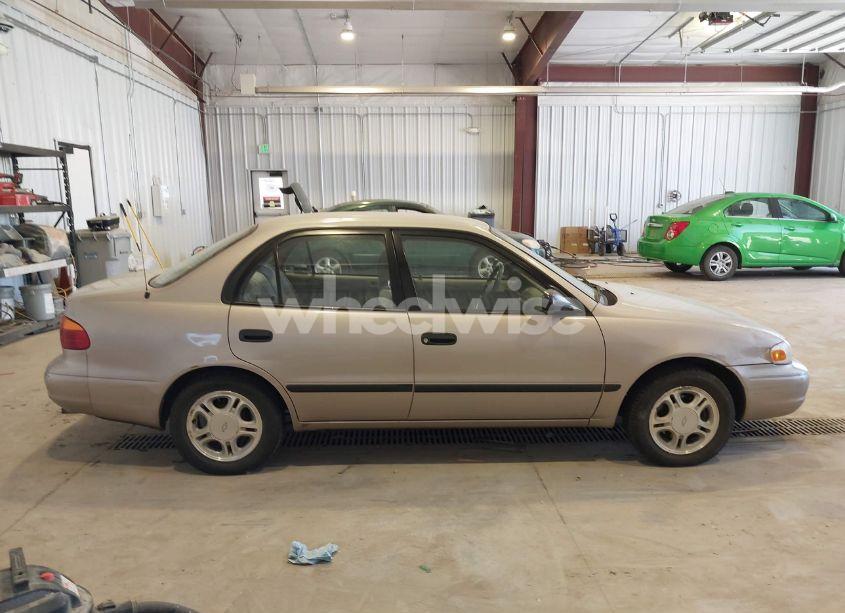 Photo 13 of 2001 Chevrolet Prizm LSI (VIN 1Y1SK52811Z400984)