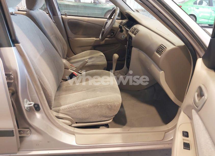 Photo 5 of 2001 Chevrolet Prizm LSI (VIN 1Y1SK52811Z400984)