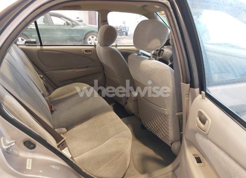 Photo 8 of 2001 Chevrolet Prizm LSI (VIN 1Y1SK52811Z400984)