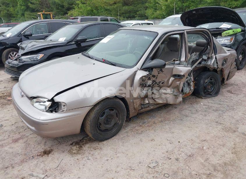 Photo 2 of 2001 Chevrolet Prizm (VIN 1Y1SK52811Z442006)