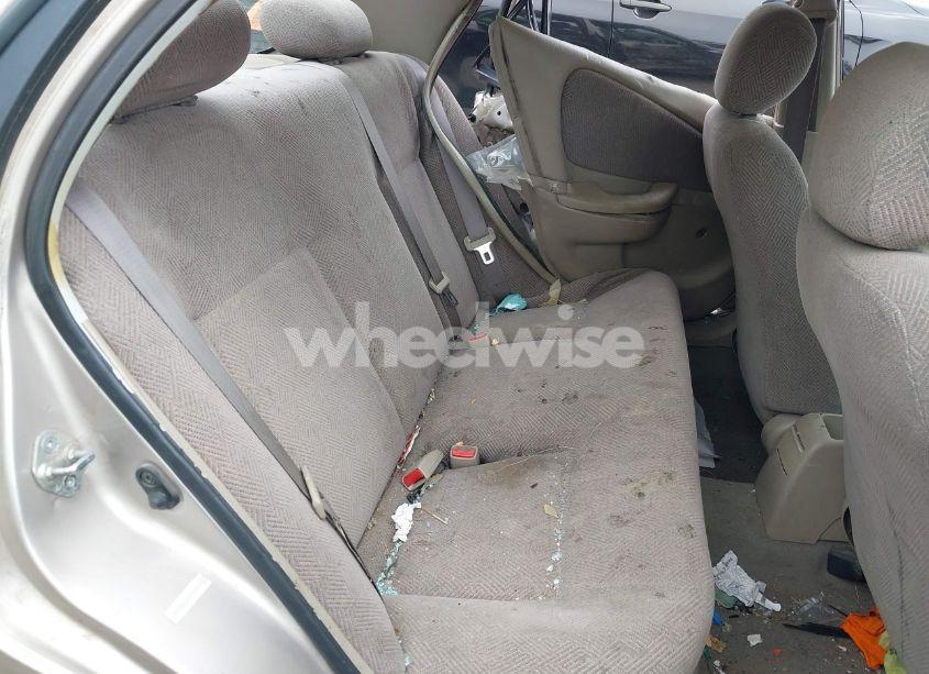 Photo 8 of 2001 Chevrolet Prizm (VIN 1Y1SK52811Z442006)