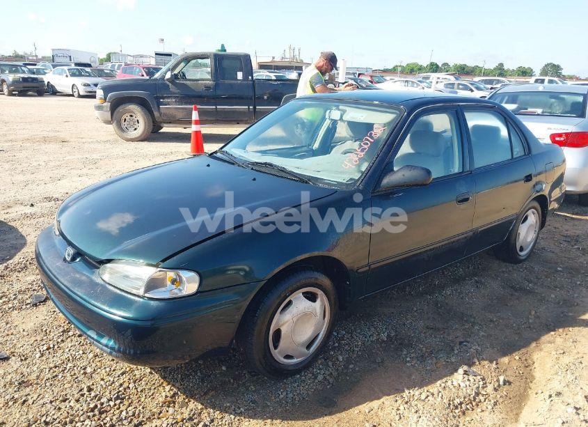 Photo 2 of 1998 Chevrolet Prizm (VIN 1Y1SK5281WZ425892)