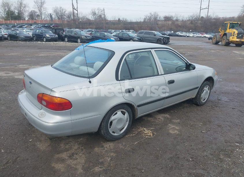 Photo 4 of 1999 Chevrolet Prizm (VIN 1Y1SK5281XZ415610)