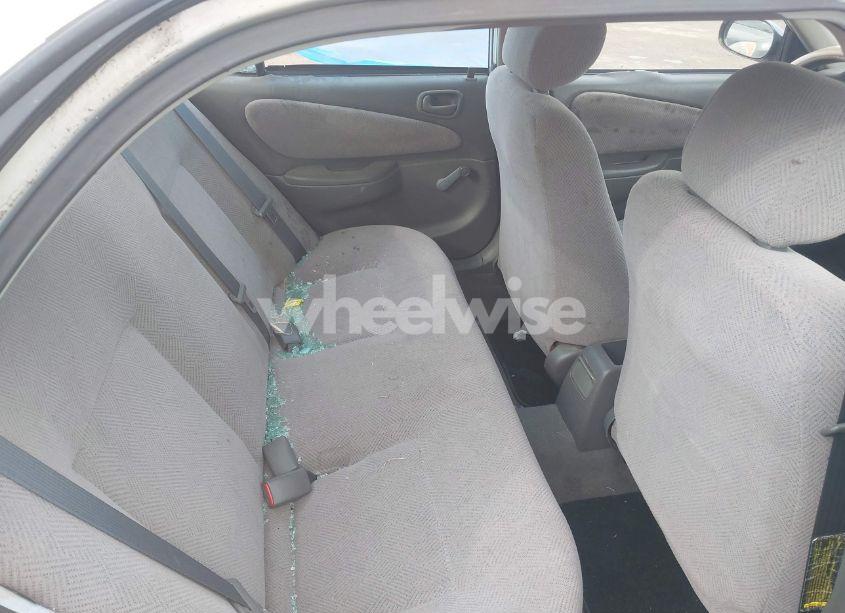 Photo 8 of 1999 Chevrolet Prizm (VIN 1Y1SK5281XZ415610)