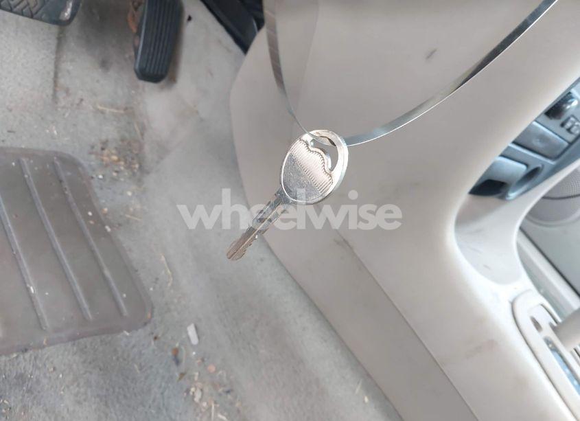 Photo 11 of 2001 Chevrolet Prizm (VIN 1Y1SK52821Z413842)