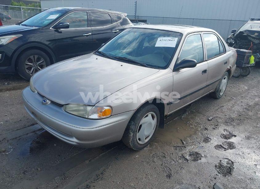 Photo 2 of 2001 Chevrolet Prizm (VIN 1Y1SK52821Z413842)