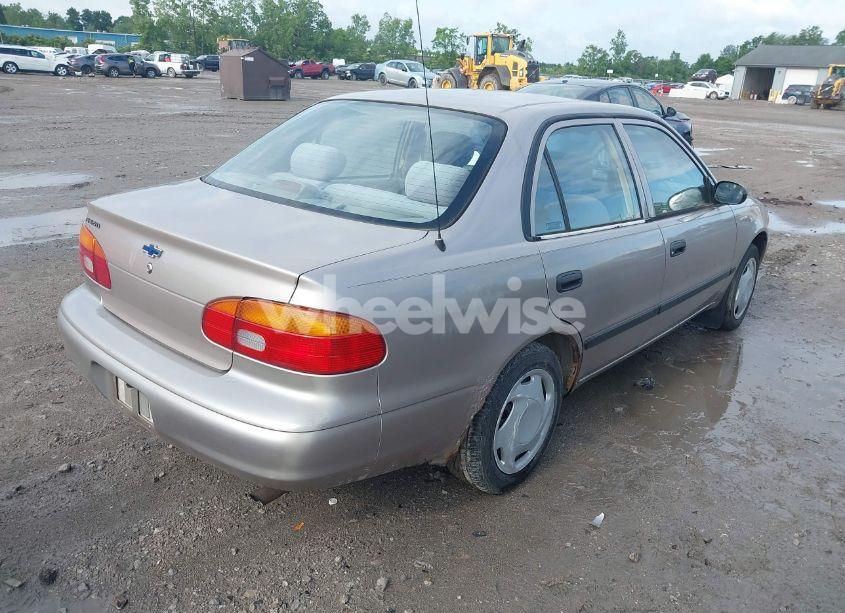 Photo 4 of 2001 Chevrolet Prizm (VIN 1Y1SK52821Z413842)