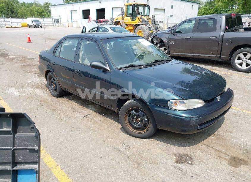 1999 Chevrolet Prizm (VIN 1Y1SK5282XZ414045) main photo