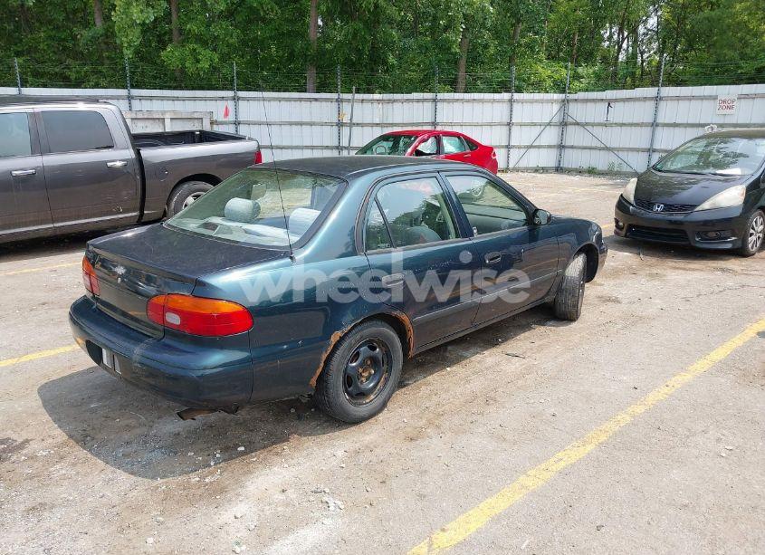 Photo 4 of 1999 Chevrolet Prizm (VIN 1Y1SK5282XZ414045)