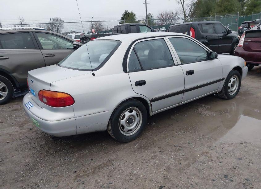 Photo 4 of 2000 Chevrolet Prizm (VIN 1Y1SK5282YZ431428)