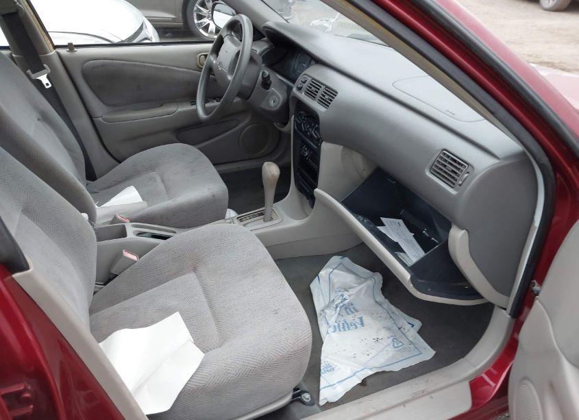 Photo 5 of 2000 Chevrolet Prizm (VIN 1Y1SK5282YZ436841)