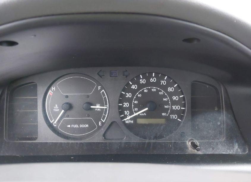 Photo 7 of 2000 Chevrolet Prizm (VIN 1Y1SK5282YZ436841)