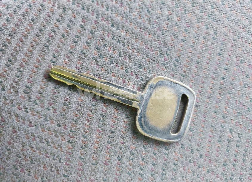 Photo 11 of 2001 Chevrolet Prizm (VIN 1Y1SK52831Z424431)