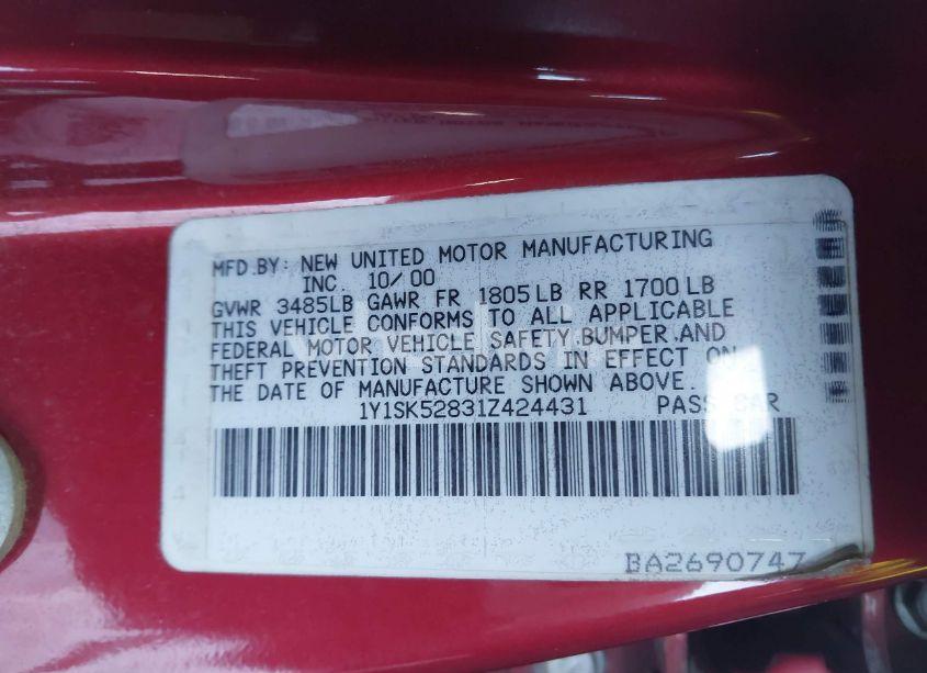 Photo 9 of 2001 Chevrolet Prizm (VIN 1Y1SK52831Z424431)