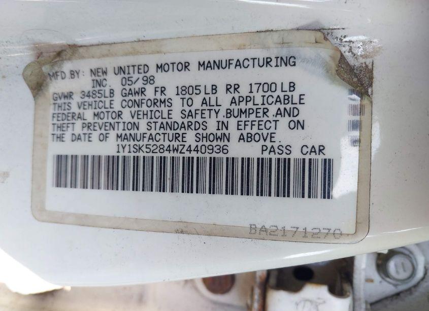 Photo 9 of 1998 Chevrolet Prizm (VIN 1Y1SK5284WZ440936)