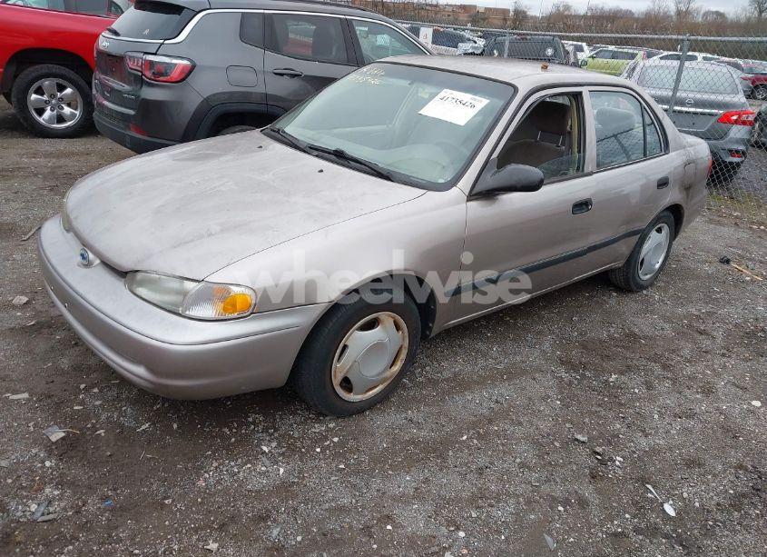 Photo 2 of 2001 Chevrolet Prizm (VIN 1Y1SK52851Z437682)