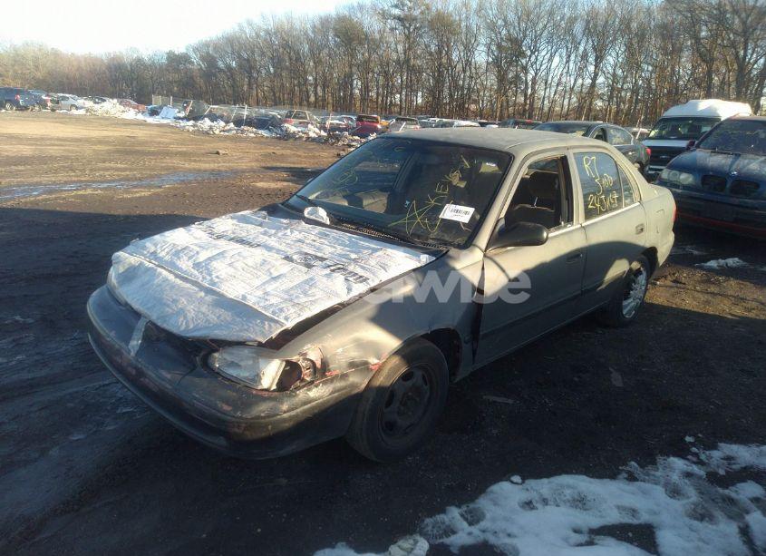 Photo 2 of 1998 Chevrolet Prizm (VIN 1Y1SK5285WZ444669)