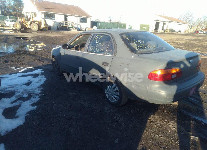 Photo 3 of 1998 Chevrolet Prizm (VIN 1Y1SK5285WZ444669)