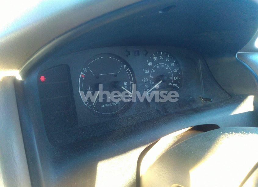 Photo 7 of 1998 Chevrolet Prizm (VIN 1Y1SK5285WZ444669)