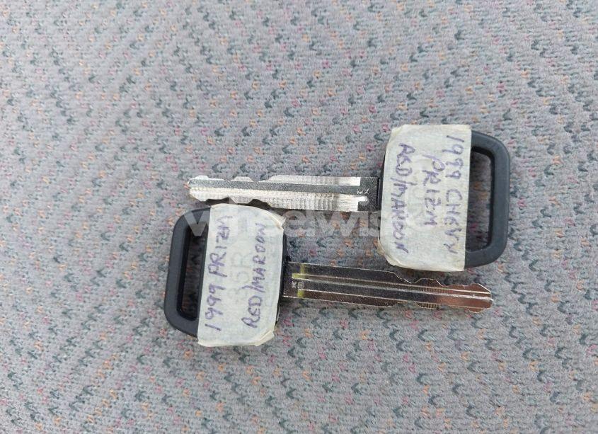 Photo 11 of 1999 Chevrolet Prizm (VIN 1Y1SK5286XZ416638)