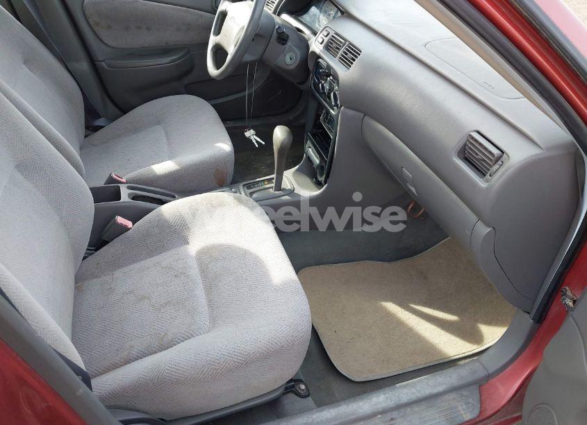 Photo 5 of 1999 Chevrolet Prizm (VIN 1Y1SK5286XZ416638)