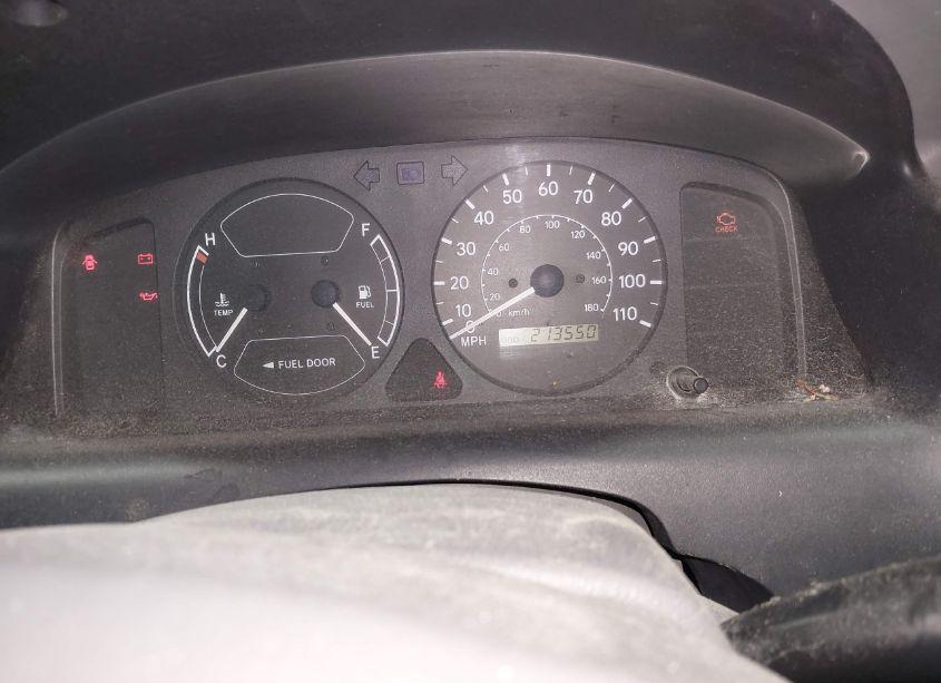 Photo 7 of 2000 Chevrolet Prizm (VIN 1Y1SK5286YZ425065)