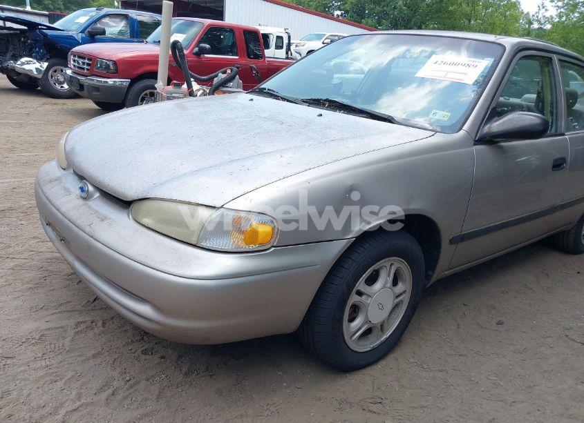 Photo 6 of 2001 Chevrolet Prizm (VIN 1Y1SK52881Z421671)