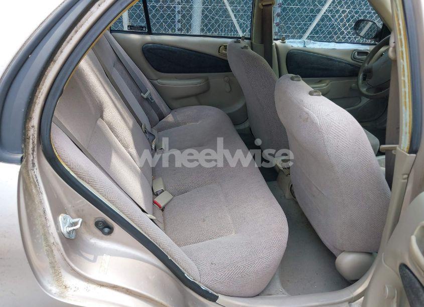 Photo 8 of 2001 Chevrolet Prizm (VIN 1Y1SK52881Z421671)