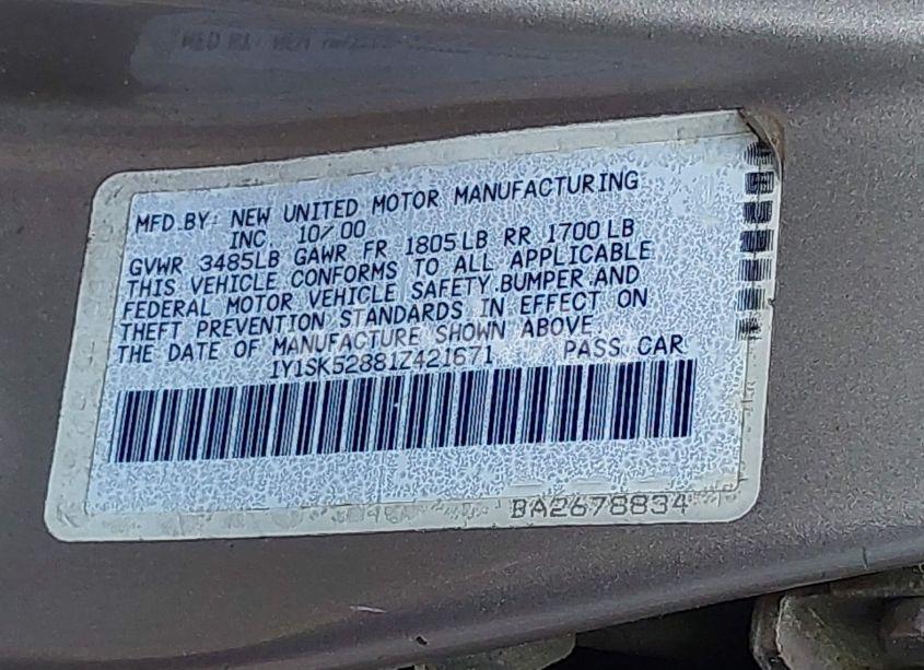 Photo 9 of 2001 Chevrolet Prizm (VIN 1Y1SK52881Z421671)